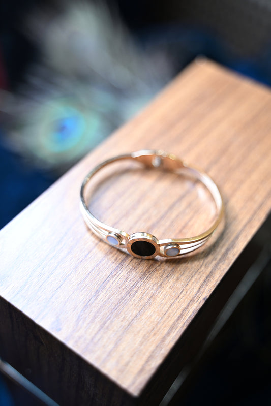 Stainless Steel Anti-Tarnish Spring Bracelet