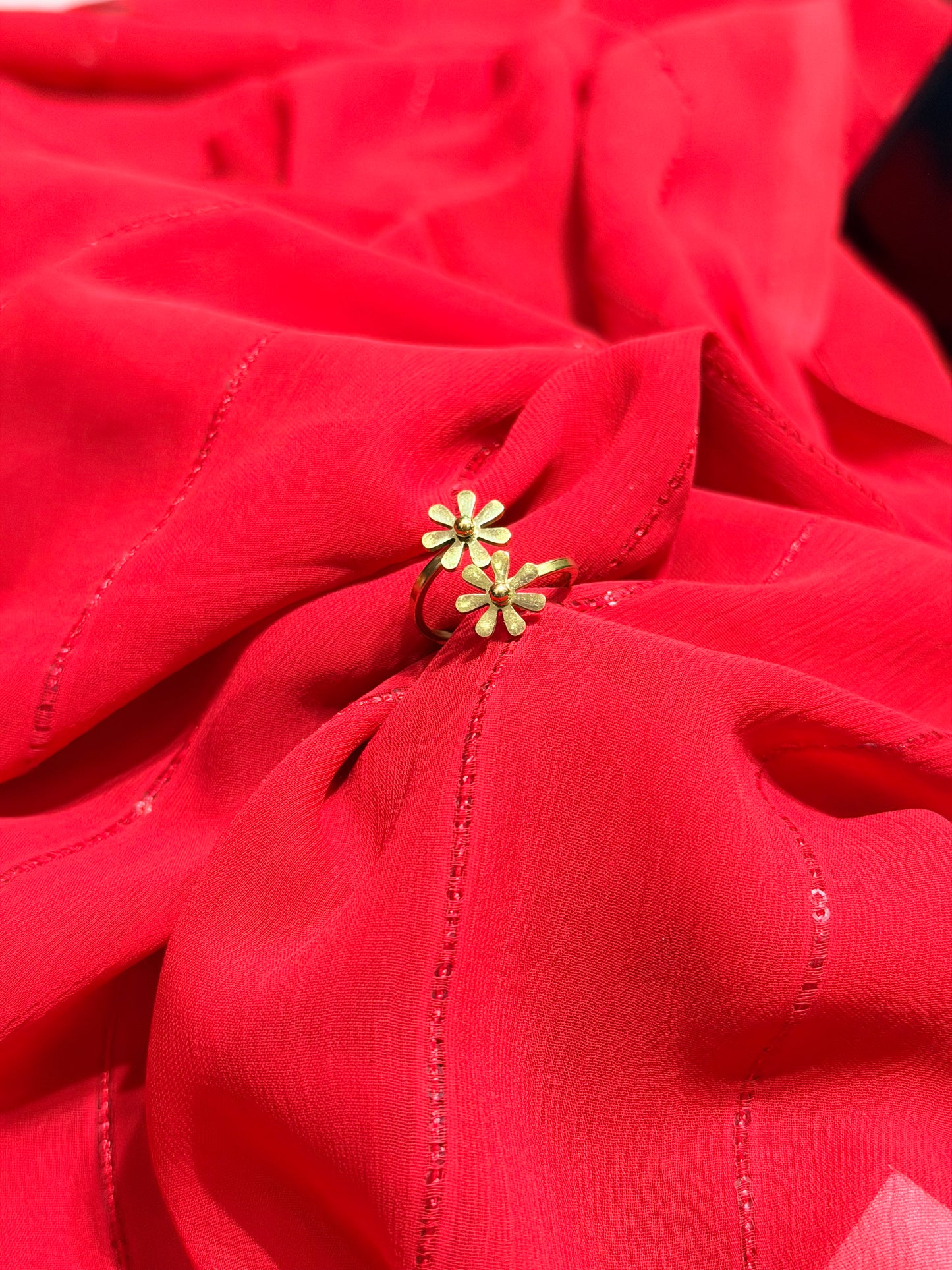 Daisy Flower Adjustable Gold Plated Stainless Steel Ring