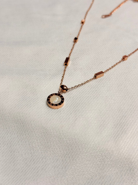 Two-side Wear Roman Numeral RG Chain Pendant