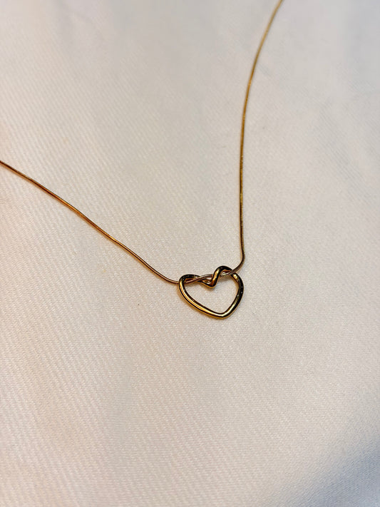 Heart Shaped 22k Gold Plated Stainless Steel Anti Tarnish Chain Pendant