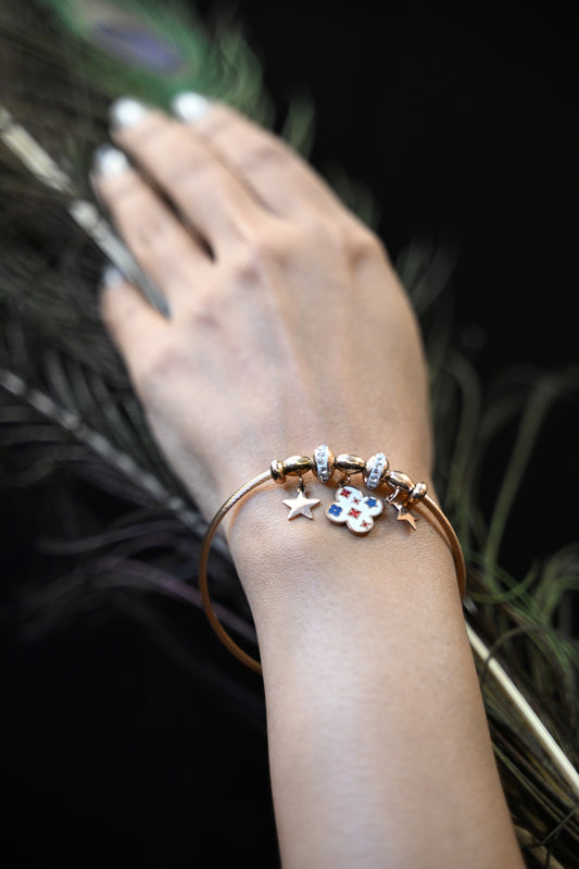 Clover & Star Stainless Steel Magnetic Lock Anti-Tarnish Bracelet