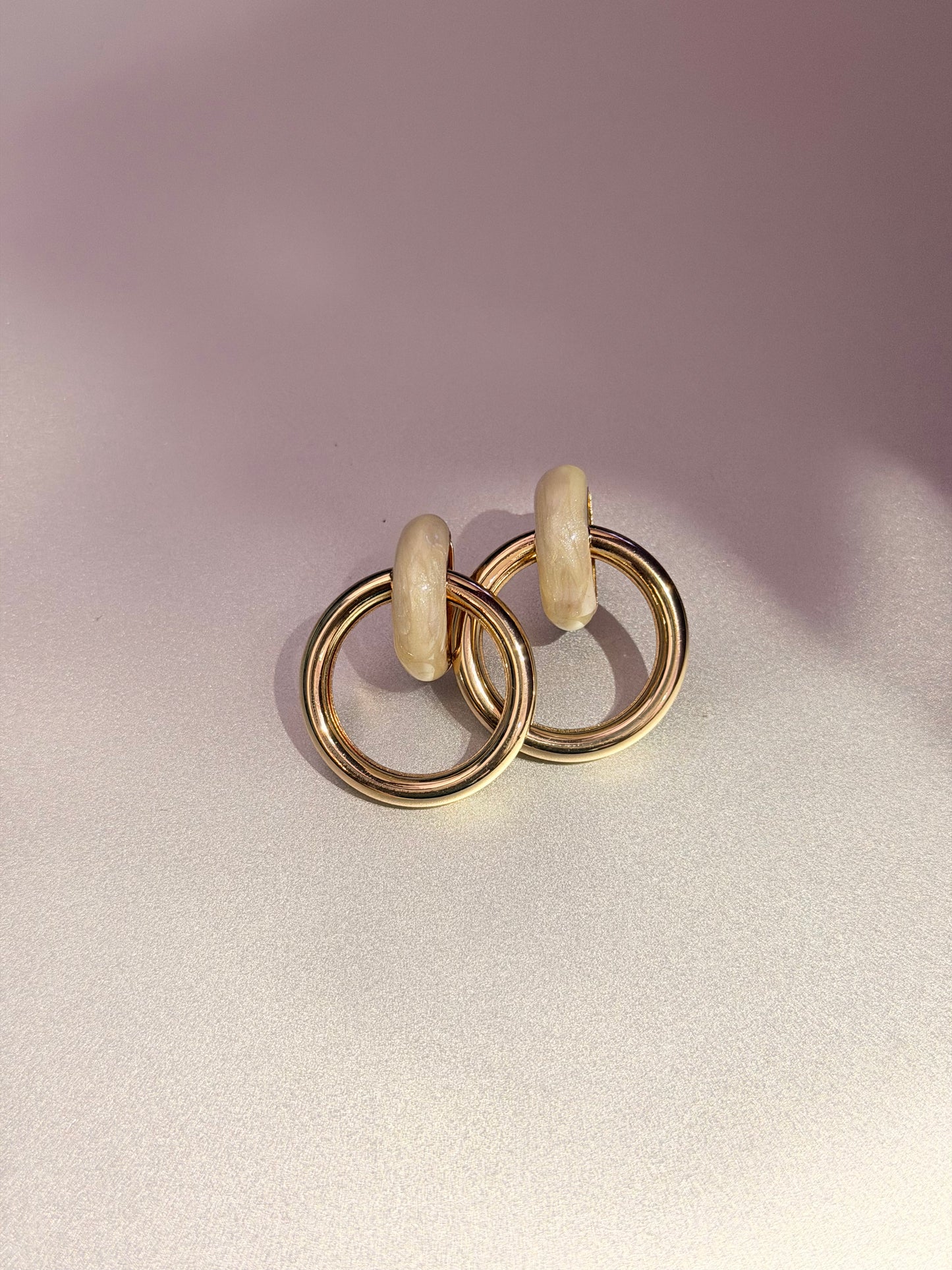 Round Western Fashion Earring