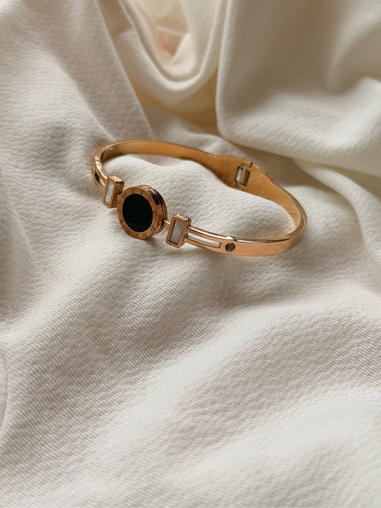 Black Enamel Roman Numeral Rosegold Antitarnish Stainless Steel Bracelet