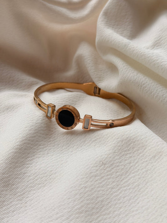 Black Enamel Roman Numeral Rosegold Antitarnish Stainless Steel Bracelet