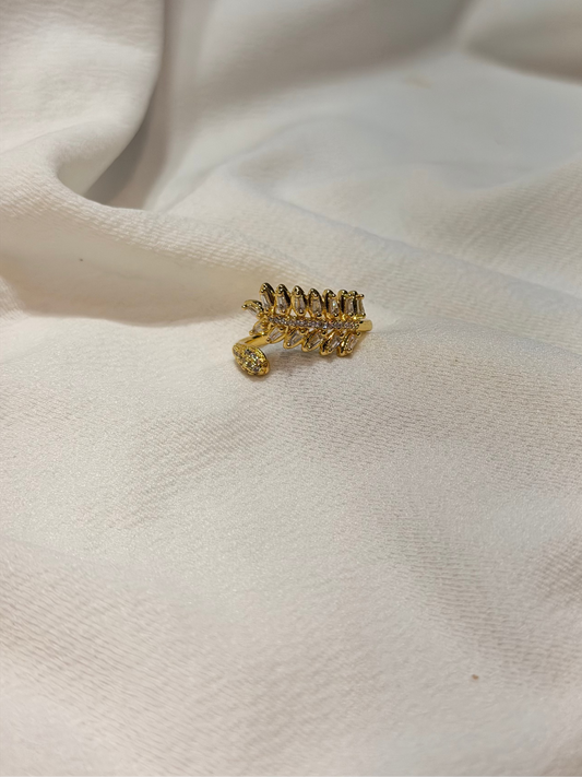 Leaf Shaped Adjustable Gold-plated Finger Ring