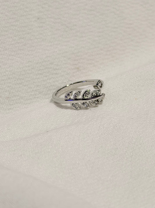 Leaf Finger Shaped Ring