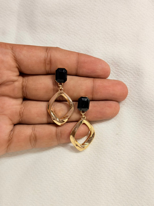 Anya Black Gold Plated Earring