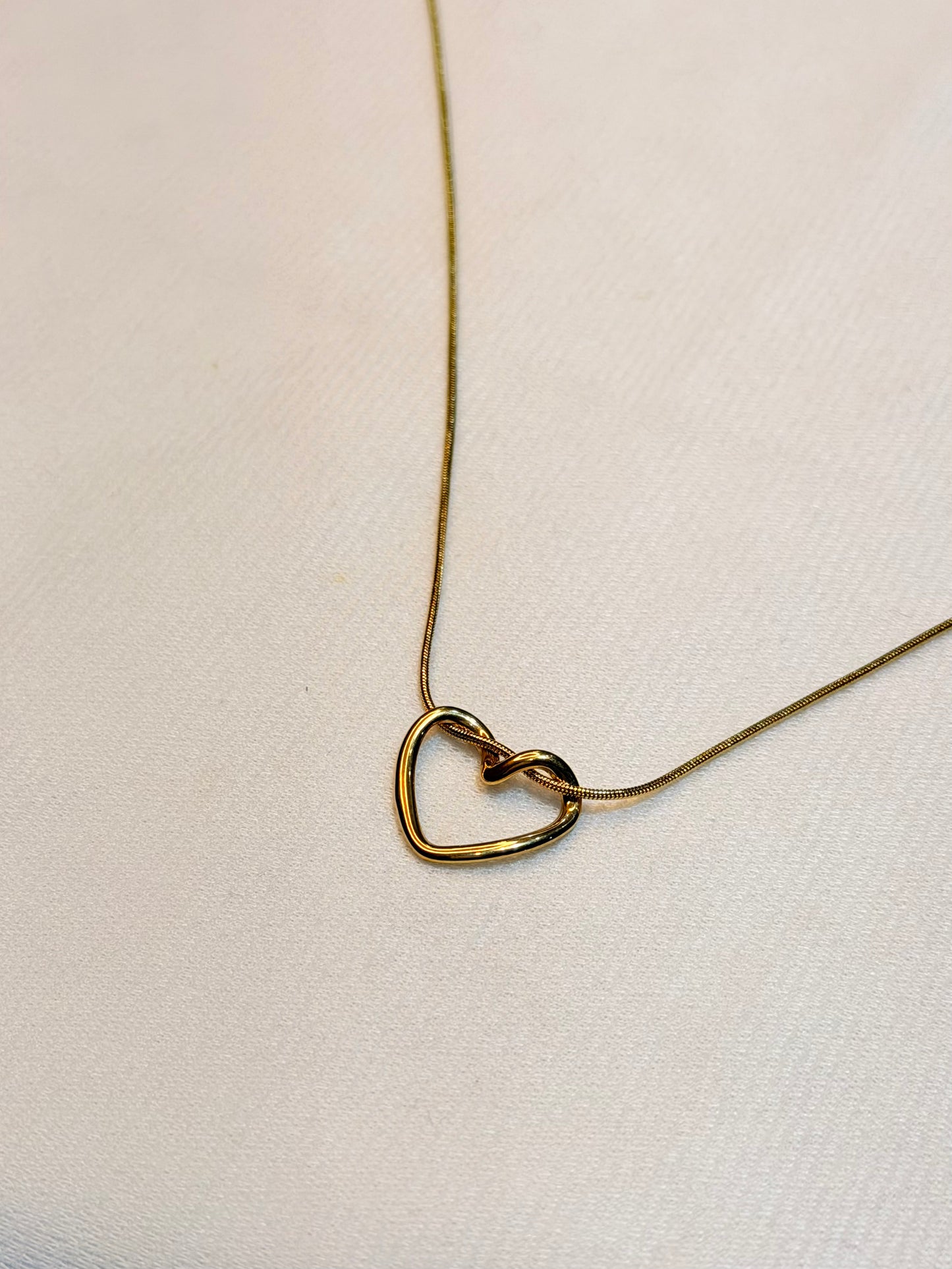 Heart Shaped 22k Gold Plated Stainless Steel Anti Tarnish Chain Pendant