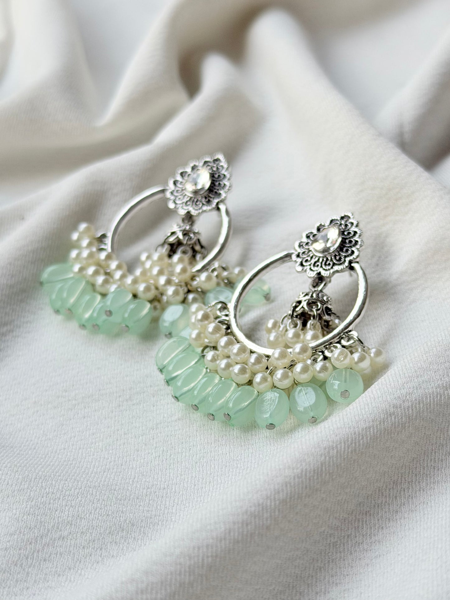 Silver Round Droplet Pearl Beads Fashion Antique Earring